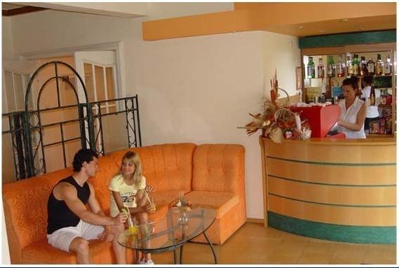 Балнеохотел "Люляци" Vrabtsite Extérieur photo